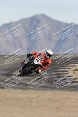 media/Nov-16-2025-Race Pace (Sun) [[8c5fa54630]]/Verified Riders/8-Turn 12 (120pm)/